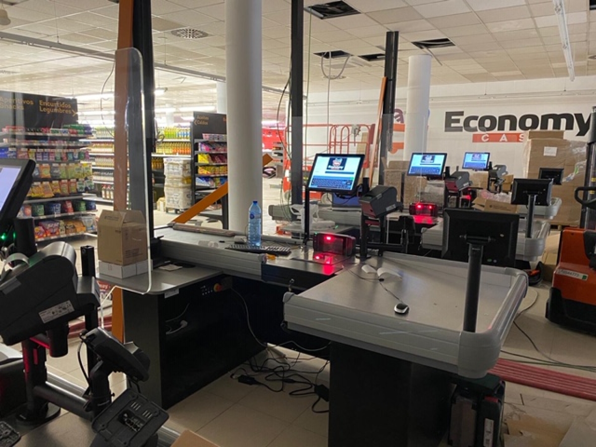 Economy Cash the supermarket chain with headquarters in Valencia has chosen the Techpole POS mount for the new stores
